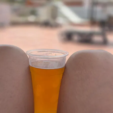 Views, International Channels, A-c, Pool, Bar 아파트 아데제